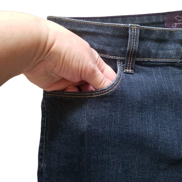 NYDJ‎ Not Your Daughter's Jeans Women's Stretch Lift Tuck Straight Leg Jeans 10P - Picture 3 of 10